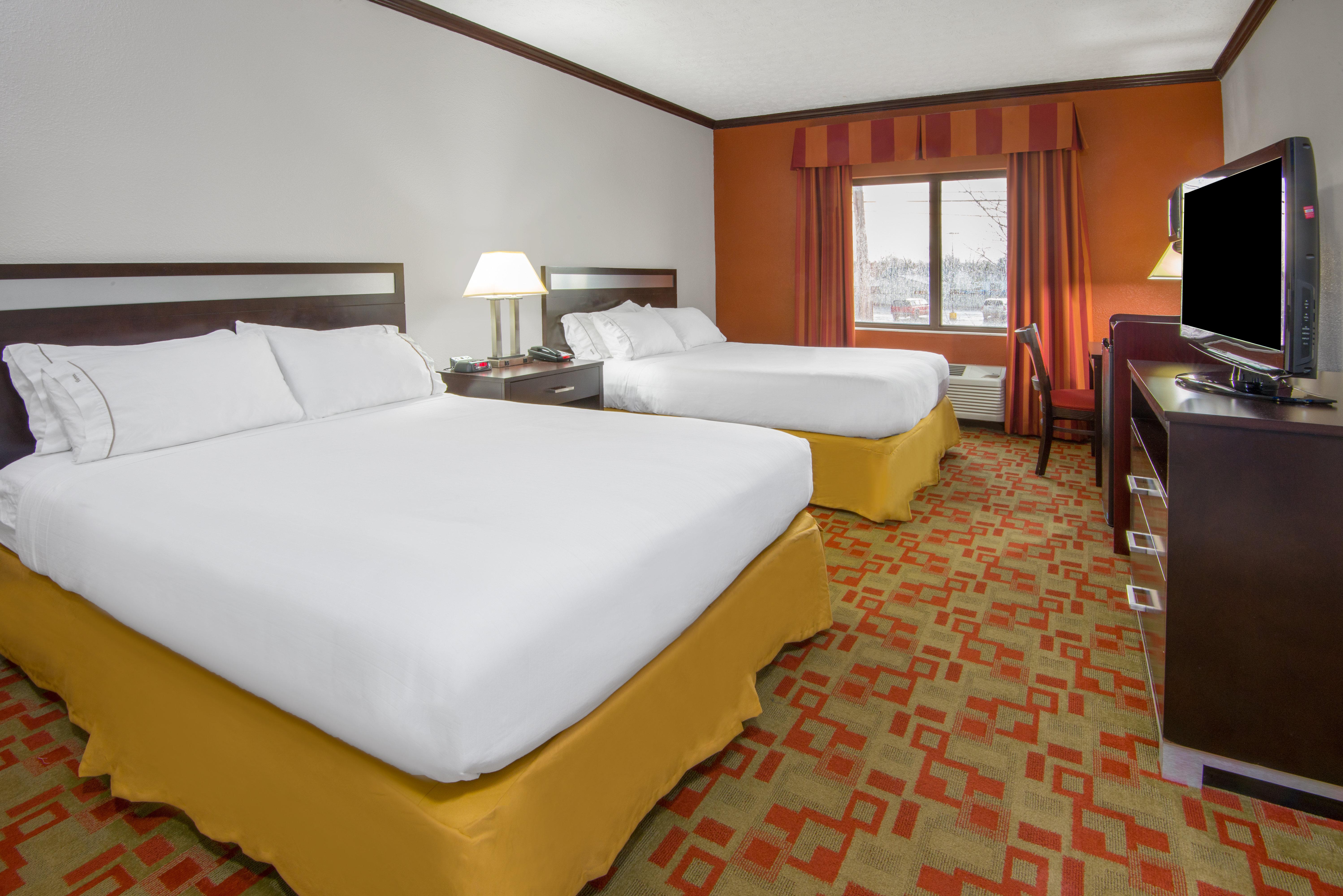 Holiday Inn Express Cleveland Airport - Brook Park By Ihg Buitenkant foto