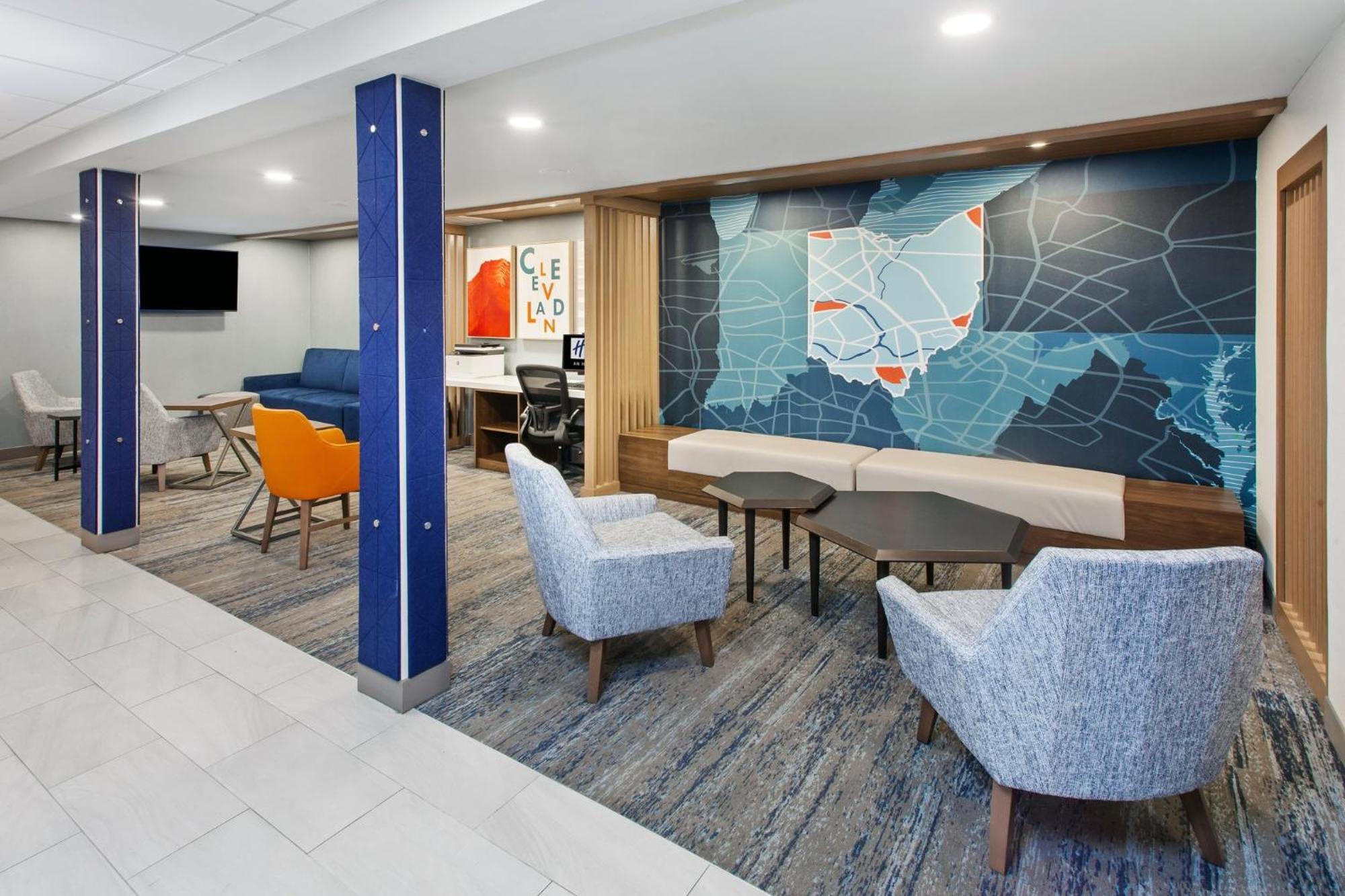 Holiday Inn Express Cleveland Airport - Brook Park By Ihg Buitenkant foto