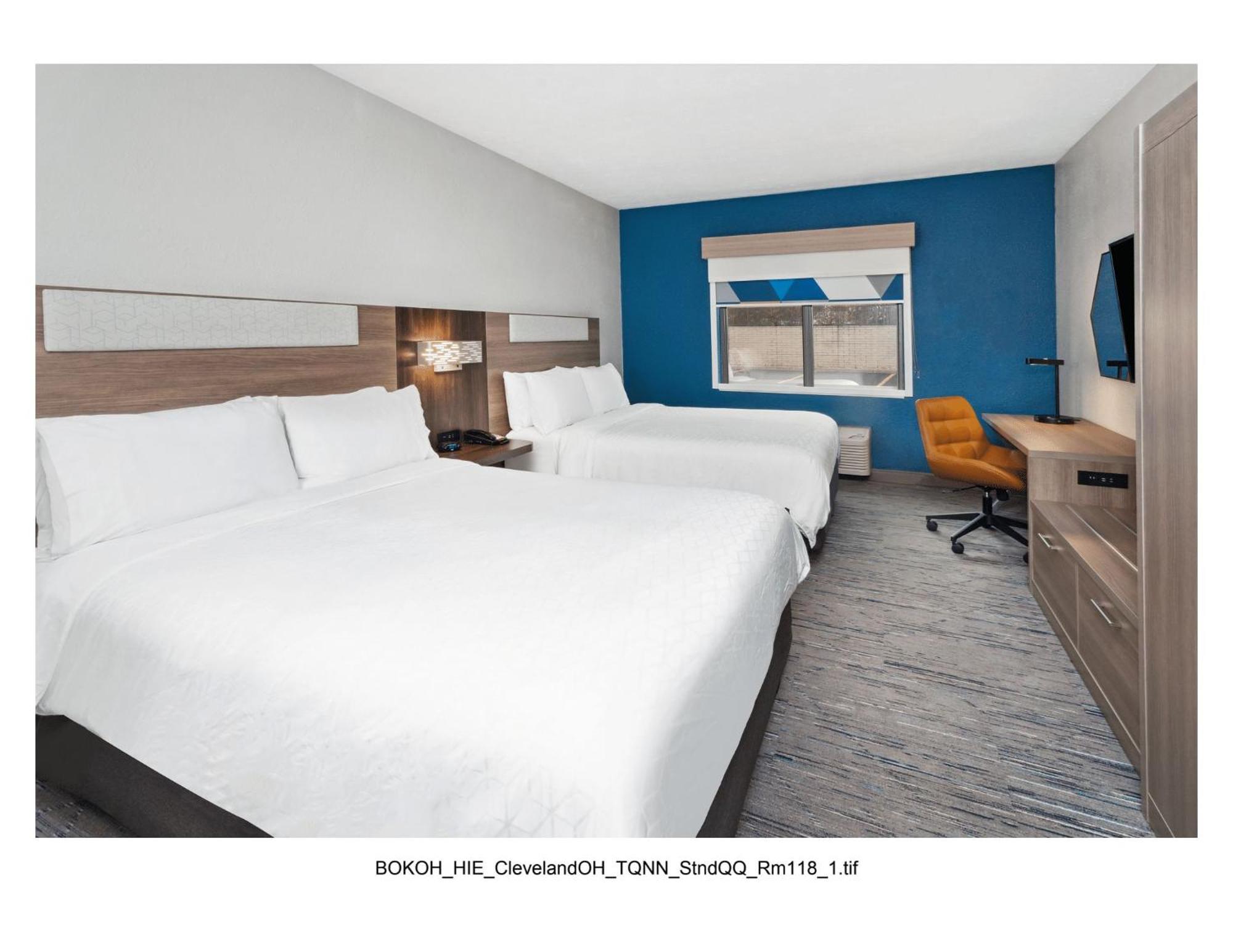 Holiday Inn Express Cleveland Airport - Brook Park By Ihg Buitenkant foto