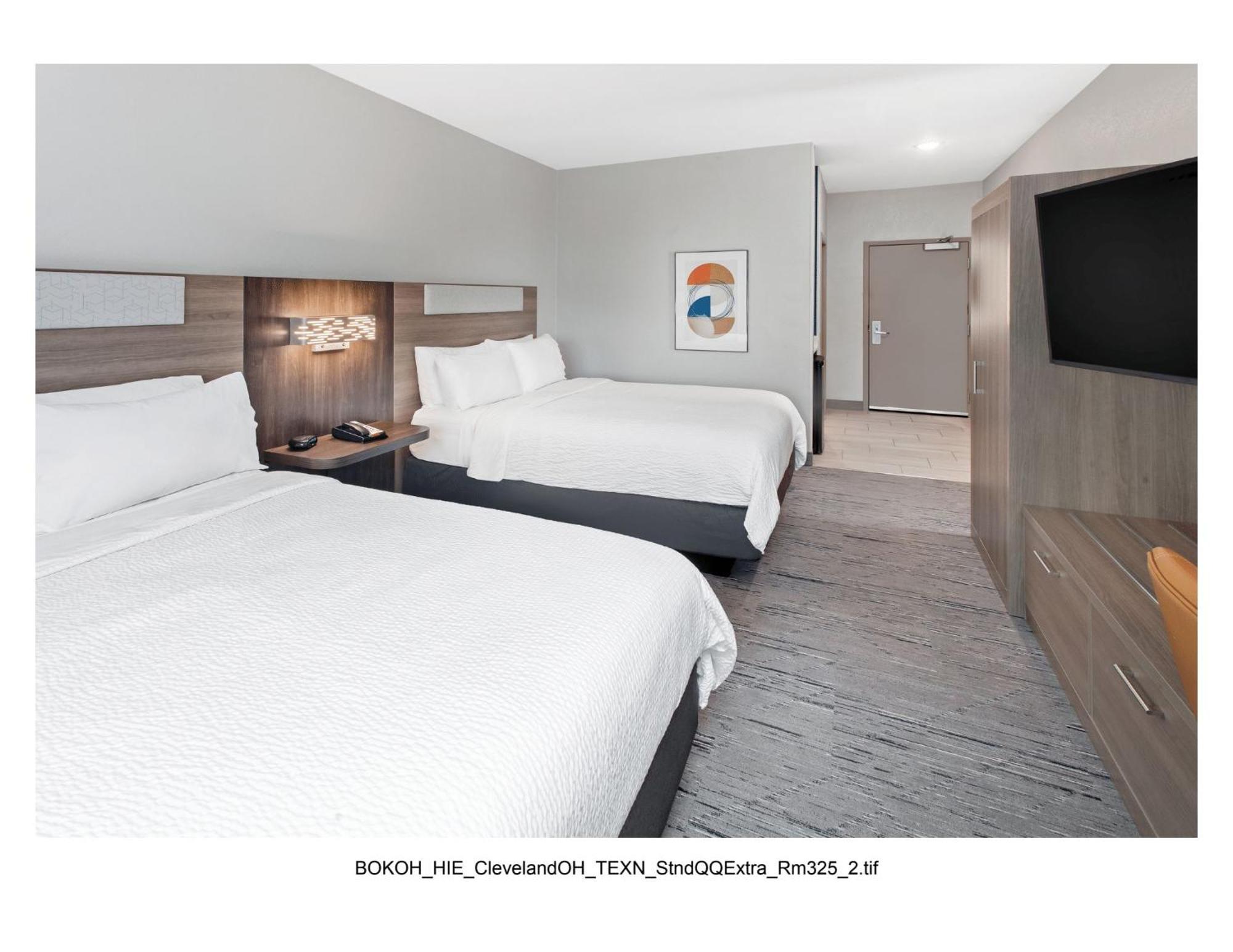 Holiday Inn Express Cleveland Airport - Brook Park By Ihg Buitenkant foto